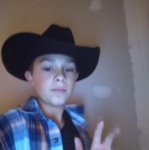 Meet your Posher, Hunter